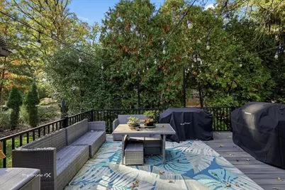 27W041 Walz Way, Wheaton, IL 60189 - Photo 8