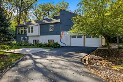 27W041 Walz Way, Wheaton, IL 60189 - Photo 4