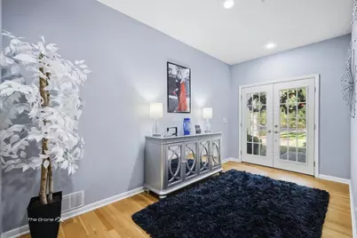 27W041 Walz Way, Wheaton, IL 60189 - Photo 14