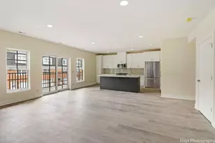 319 S Glendale Ave, Barrington, IL 60010 - Photo 12