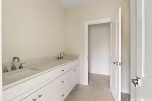 319 S Glendale Ave, Barrington, IL 60010 - Photo 18