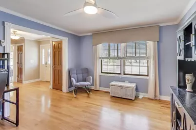 402 Hankes Road, Sugar Grove, IL 60554 - Photo 12