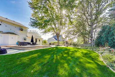 402 Hankes Road, Sugar Grove, IL 60554 - Photo 58