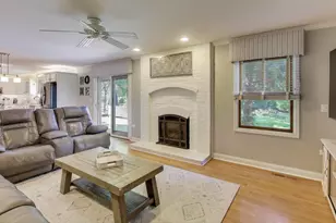 402 Hankes Rd, Sugar Grove, IL 60554 - Photo 18