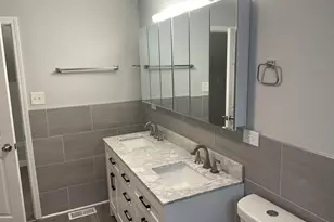 8200 S Harper St, Chicago, IL 60619 - Photo 18