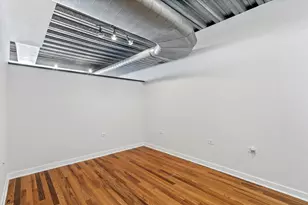 1910 S Indiana Ave, Chicago, IL 60616 - Photo 6