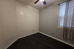 [Address not provided], Chicago, IL 60649 - Photo 12