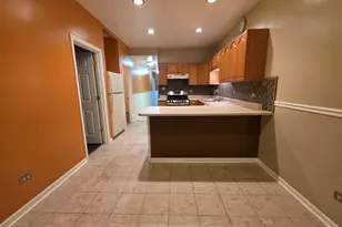 [Address not provided], Chicago, IL 60649 - Photo 6