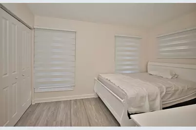 [Address not provided], Chicago, IL 60630 - Photo 18