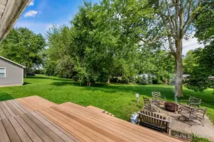 1233 Lakewood Dr, Lake Holiday, IL 60552 - Photo 12