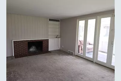 1316 S Fleming Road #A, Woodstock, IL 60098 - Photo 10