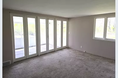 1316 S Fleming Road #A, Woodstock, IL 60098 - Photo 8