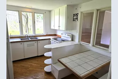 1316 S Fleming Road #A, Woodstock, IL 60098 - Photo 4