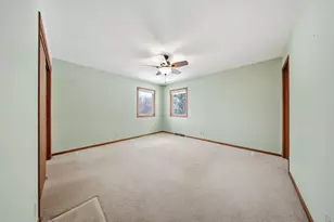 2010 Cimarron Dr, Freeport, IL 61032 - Photo 12