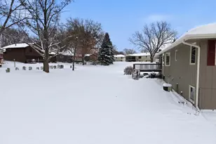 2010 Cimarron Dr, Freeport, IL 61032 - Photo 34