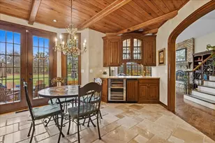 2041 Tremont Ct, Libertyville, IL 60048 - Photo 10