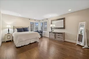 2041 Tremont Ct, Libertyville, IL 60048 - Photo 30