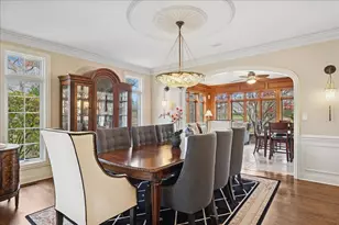 2041 Tremont Ct, Libertyville, IL 60048 - Photo 6