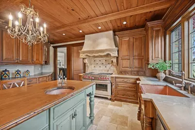 2041 Tremont Court, Libertyville, IL 60048 - Photo 8