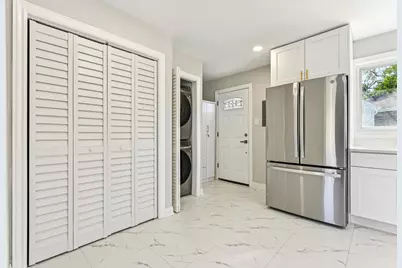 275 Blackhawk Drive, Park Forest, IL 60466 - Photo 14