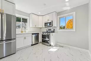 275 Blackhawk Dr, Park Forest, IL 60466 - Photo 12