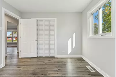 275 Blackhawk Drive, Park Forest, IL 60466 - Photo 20