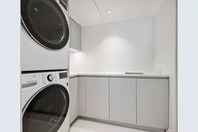 [Address not provided], Chicago, IL 60611 - Photo 40