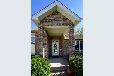 592 S Walnut Street, Manteno, IL 60950 - Photo 4