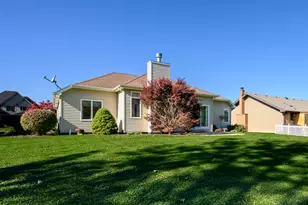 592 S Walnut St, Manteno, IL 60950 - Photo 24