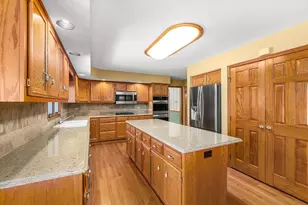 3720 Mandeville Ln, Naperville, IL 60564 - Photo 8