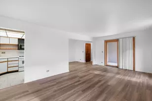 1712 Fayette Walk, Hoffman Estates, IL 60169 - Photo 4