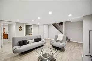 2130 Magnolia Ln, Highland Park, IL 60035 - Photo 24