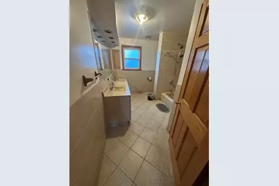 139 N Hemlock Avenue, Wood Dale, IL 60191 - Photo 6