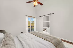 3769 S Lake Park Ave, Chicago, IL 60653 - Photo 16