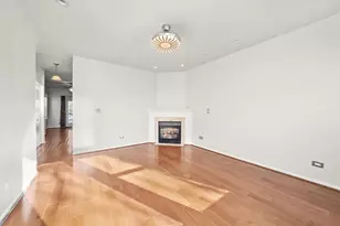 3769 S Lake Park Ave, Chicago, IL 60653 - Photo 6