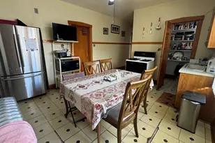 1626 S 49th Ave, Cicero, IL 60804 - Photo 10