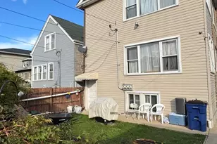 1626 S 49th Ave, Cicero, IL 60804 - Photo 32