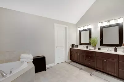 12814 Grande Pines Boulevard, Plainfield, IL 60585 - Photo 16