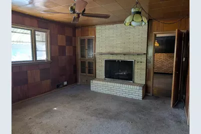 2215 Guilford Road, Rockford, IL 61107 - Photo 6