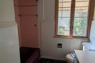 2215 Guilford Rd, Rockford, IL 61107 - Photo 8