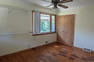 2215 Guilford Rd, Rockford, IL 61107 - Photo 12