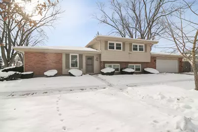 1115 E Orchard Street, Arlington Heights, IL 60005 - Photo 1