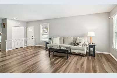 1115 E Orchard Street, Arlington Heights, IL 60005 - Photo 2