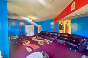 256 W Downer Pl, Aurora, IL 60506 - Photo 6