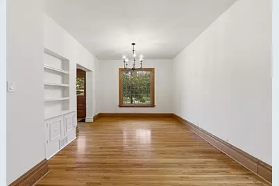 9748 S Vanderpoel Avenue, Chicago, IL 60643 - Photo 4