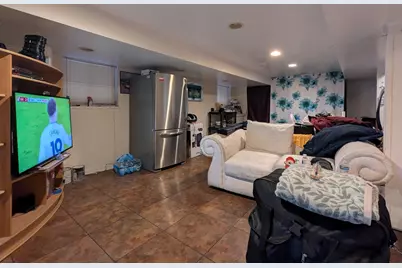 6734 N Campbell Avenue, Chicago, IL 60645 - Photo 22