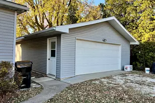 352 S Vermillion St, Paxton, IL 60957 - Photo 28