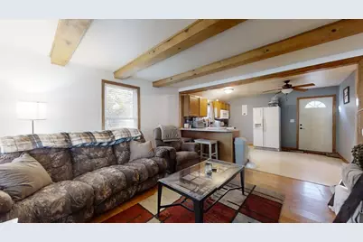 352 S Vermillion Street, Paxton, IL 60957 - Photo 4