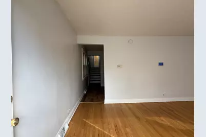 9013 S Kingston Avenue, Chicago, IL 60617 - Photo 2