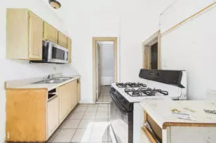 8709 S Escanaba Ave, Chicago, IL 60617 - Photo 10